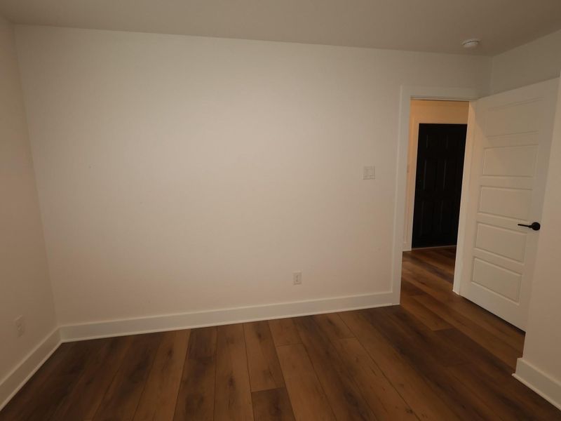 Spacious, unfurnished interior of a new home in Lago Mar, Santa Fe (Image 19). Spacious, unfurnished interior of a new home in Lago Mar, Santa Fe (Image 19).