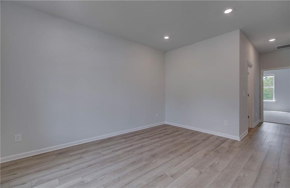 Spacious, unfurnished interior of a new home in Copperfield, Locust Grove (Image 36).