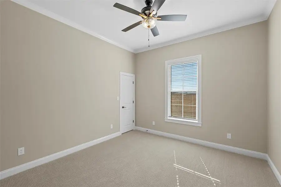 Spacious, unfurnished interior of a new home in , Robinson (Image 27).