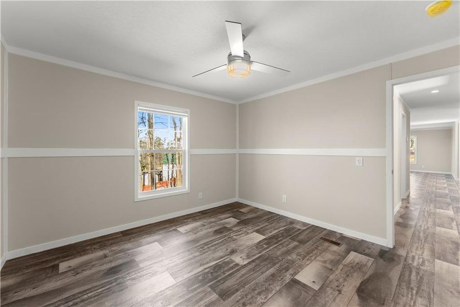 Spacious, unfurnished interior of a new home in , Gainesville (Image 23).