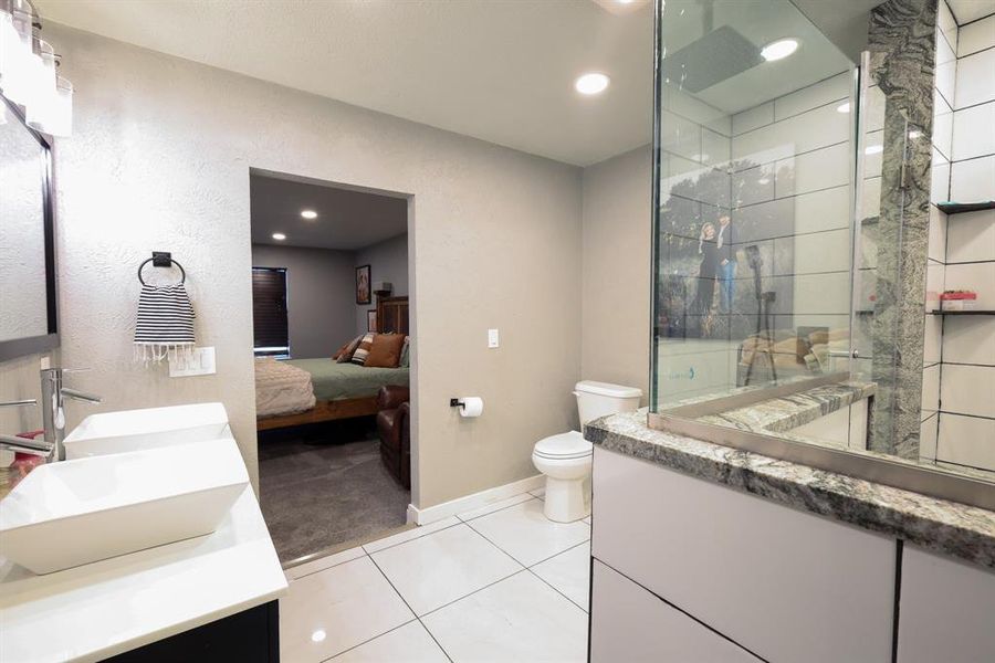 Furnished interior view inside a new home in , Coleman (Image 4).