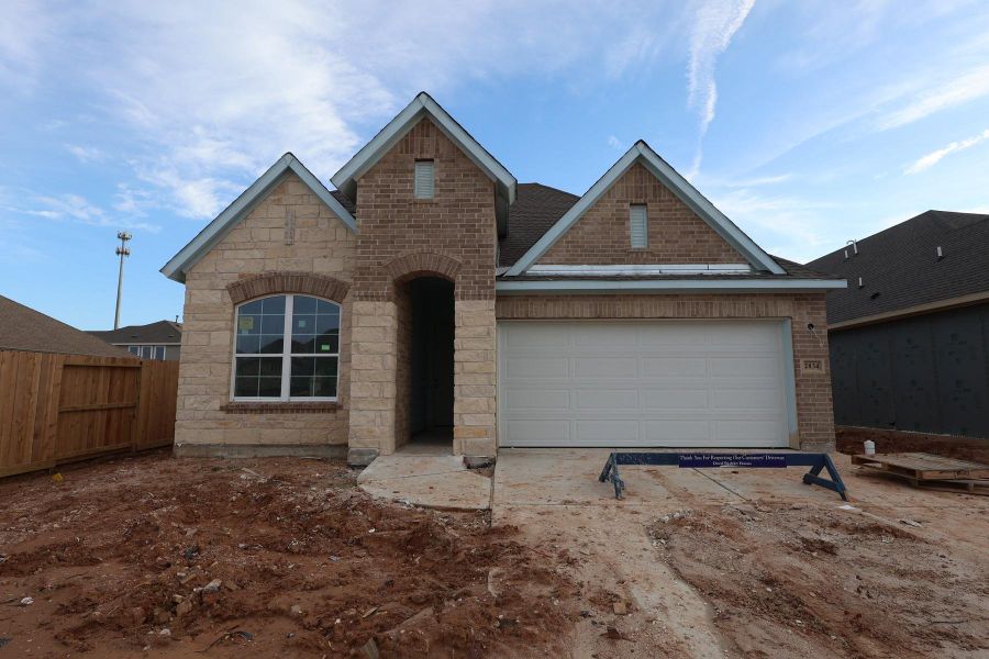 In-progress construction of a new home in Jordan Ranch - Terrace Collection, Fulshear, TX (Image 5). In-progress construction of a new home in Jordan Ranch - Terrace Collection, Fulshear, TX (Image 5).