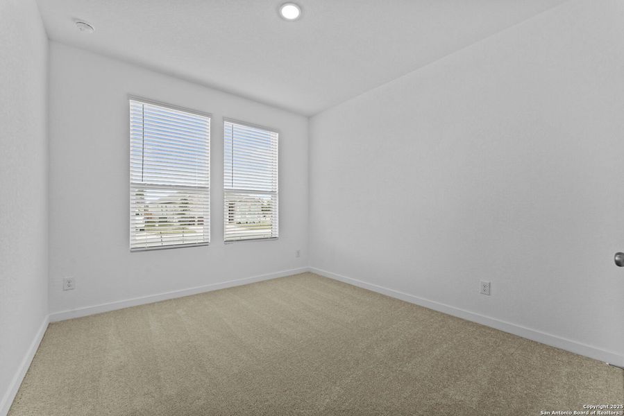 Spacious, unfurnished interior of a new home in , New Braunfels (Image 14).
