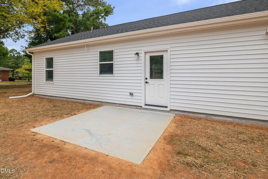 8-web-or-mls-305-w-barden-st 8-web-or-mls-305-w-barden-st