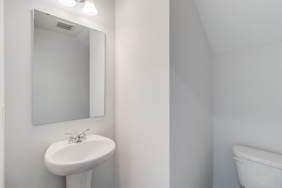 Image 30 of a home in Astoria.