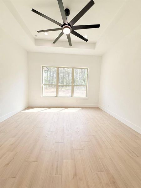 Spacious, unfurnished interior of a new home in , Dayton (Image 15).