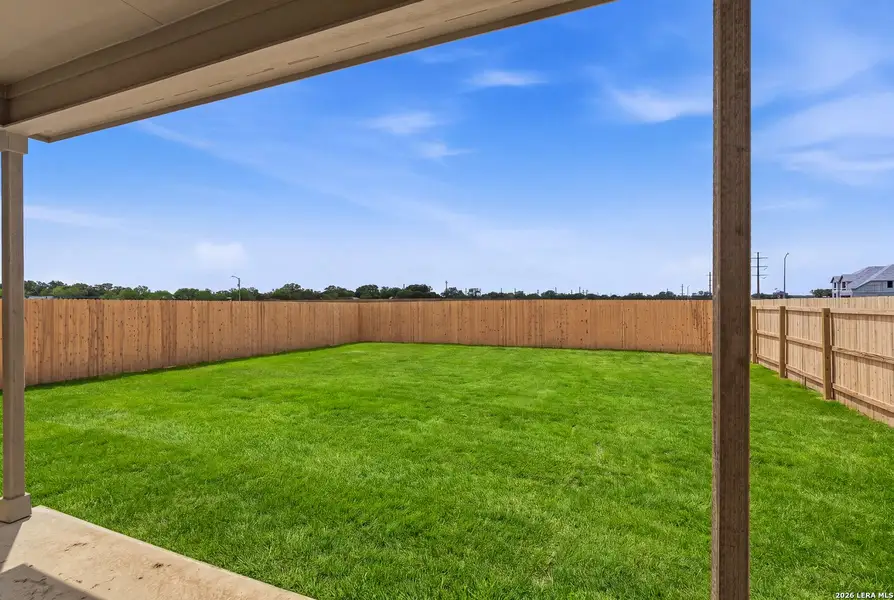 Exterior details and patio area of a home in Nopal Valley, San Antonio (Image 4).