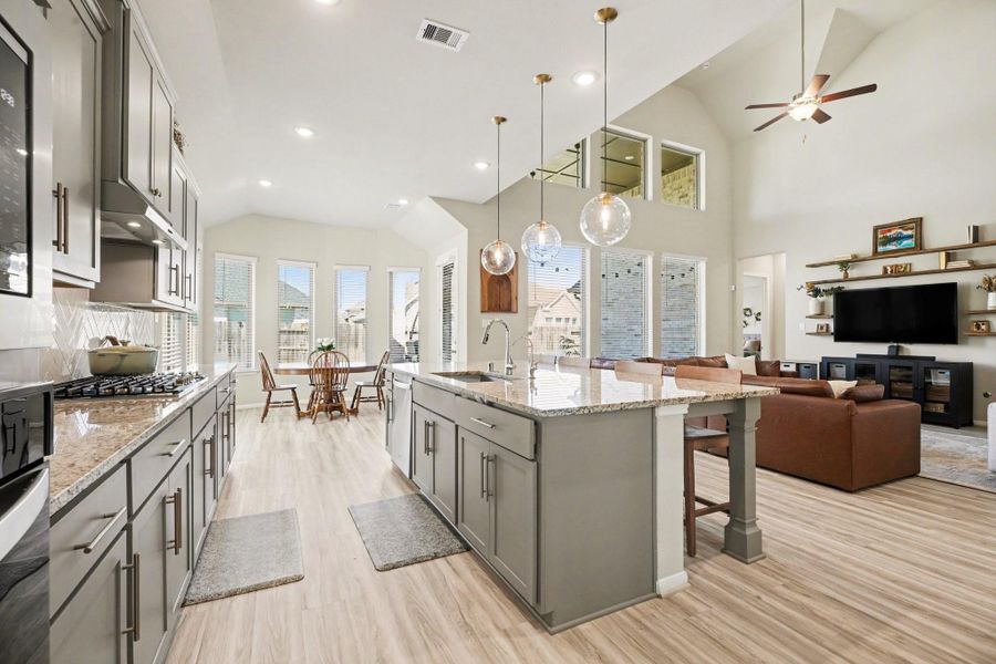 Furnished interior view inside a new home in Coastal Point, League City (Image 16). Furnished interior view inside a new home in Coastal Point, League City (Image 16).