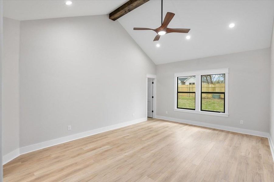 Spacious, unfurnished interior of a new home in , Lufkin (Image 25). Spacious, unfurnished interior of a new home in , Lufkin (Image 25).