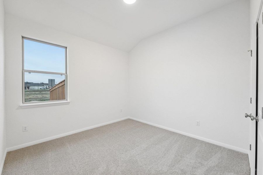 Spacious, unfurnished interior of a new home in Crosswinds, Kyle (Image 24).