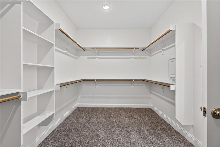 Spacious, unfurnished interior of a new home in Taylor Ranch, Springtown (Image 47).