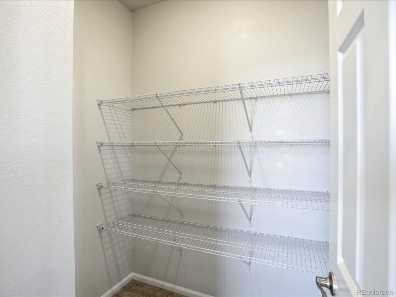 Spacious, unfurnished interior of a new home in , Windsor (Image 18).