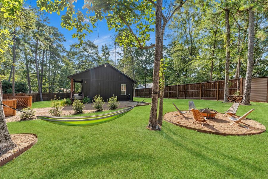 Exterior details and patio area of a home in , Montgomery (Image 32).