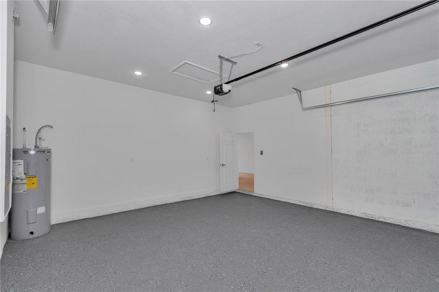 Spacious, unfurnished interior of a new home in , Ocala (Image 18). Spacious, unfurnished interior of a new home in , Ocala (Image 18).