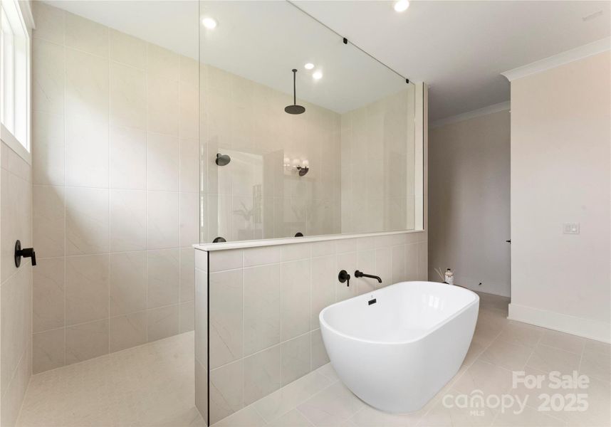 Furnished interior view inside a new home in , Wesley Chapel (Image 14).