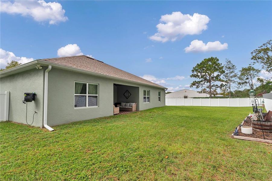 Exterior details and patio area of a home in , Ocala (Image 23). Exterior details and patio area of a home in , Ocala (Image 23).