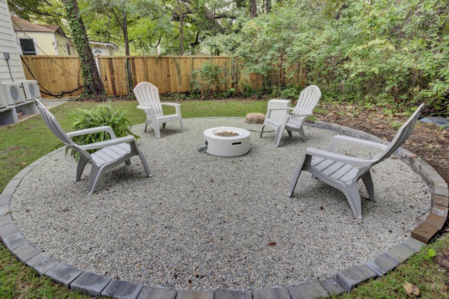 Community amenities in , Charleston (Image 20).