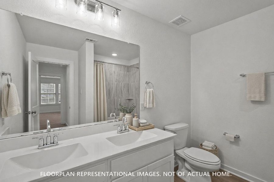 Furnished interior view inside a new home in Miller's Pond, Rosenberg (Image 7).