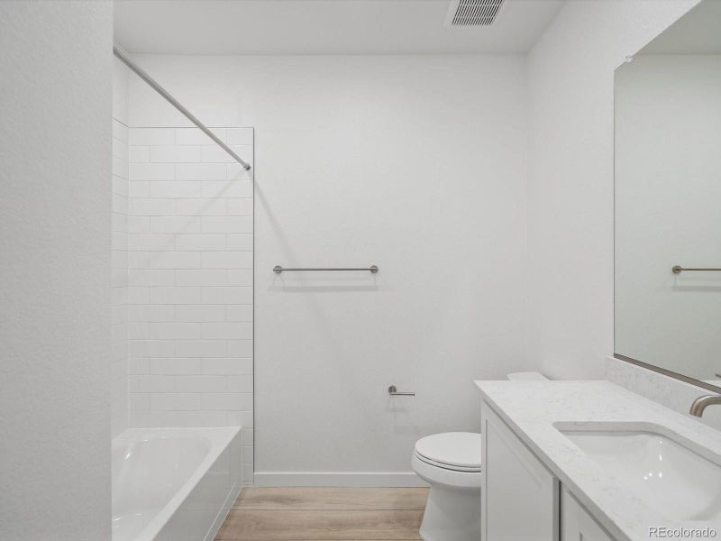 Image 37 of a home in Gateway Commons.