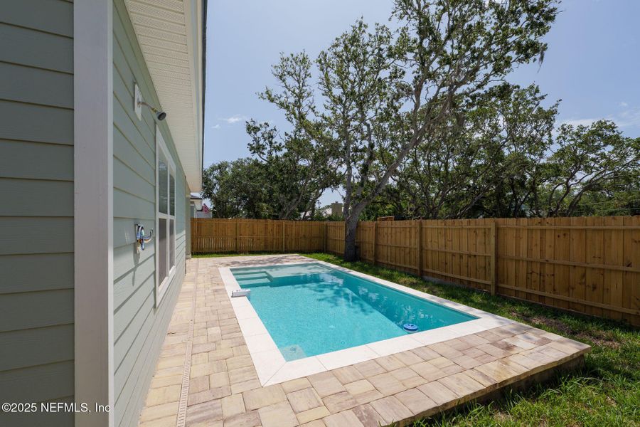 Image 35 of a home in .