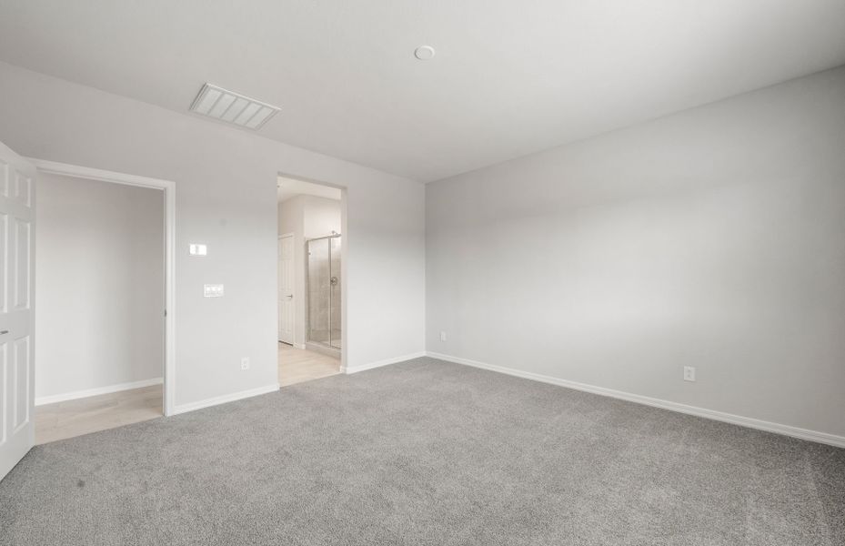 Spacious, unfurnished interior of a new home in El Cidro, Goodyear (Image 21).