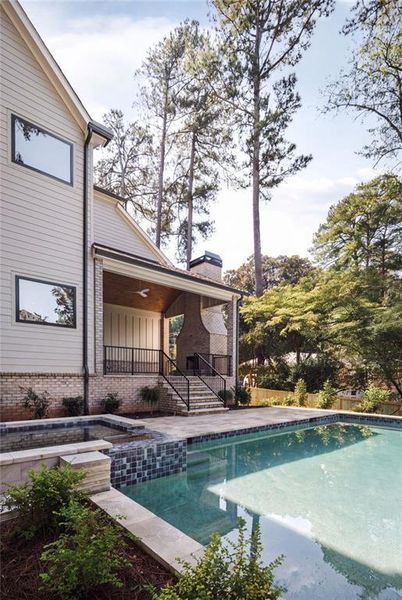 Exterior details and patio area of a home in , Brookhaven (Image 4).