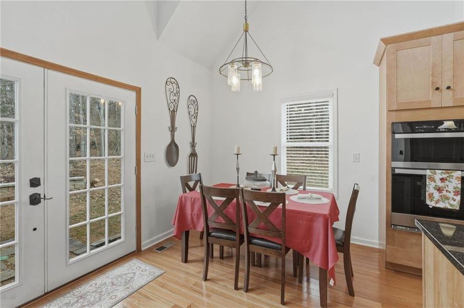 Furnished interior view inside a new home in , Gainesville (Image 27).