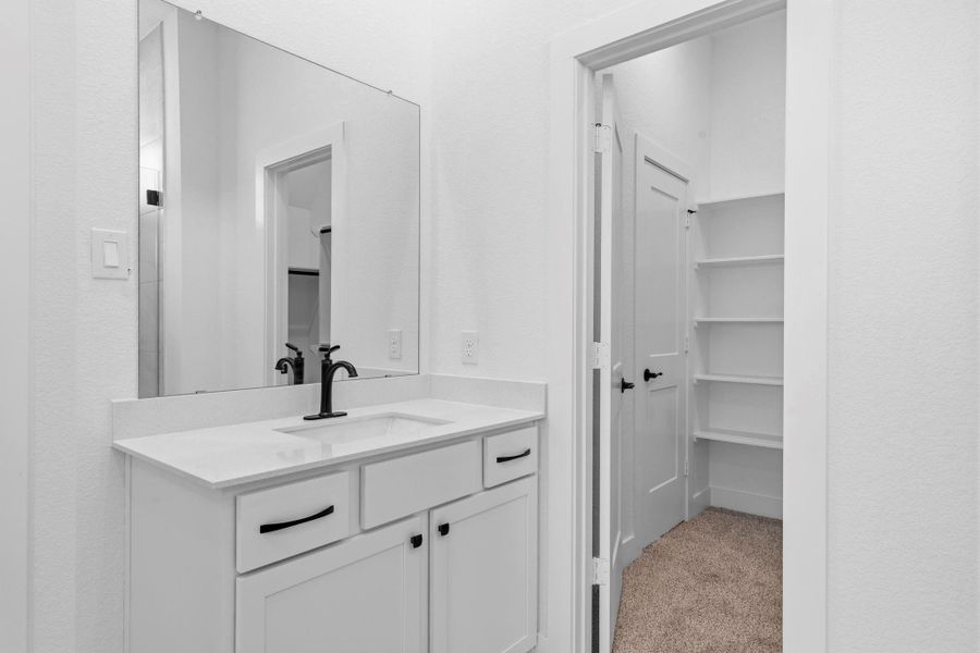 Furnished interior view inside a new home in Wildrye, Waller (Image 11).