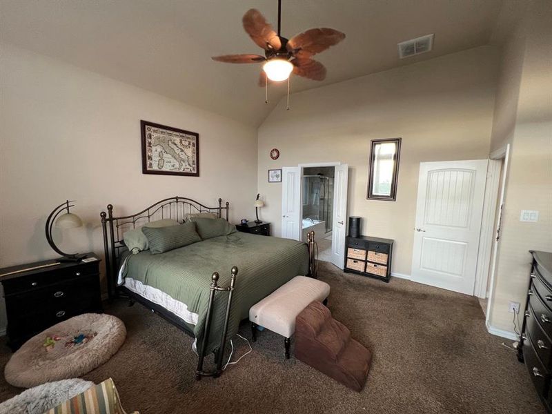 Furnished interior view inside a new home in , Fort Worth (Image 26).