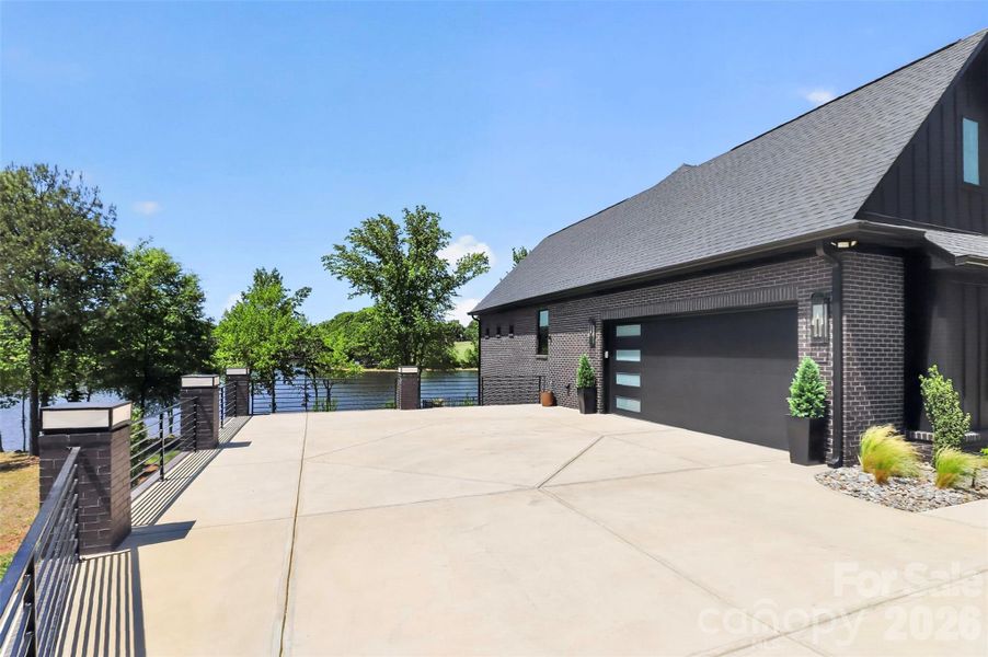 Exterior details and patio area of a home in , Monroe (Image 24).