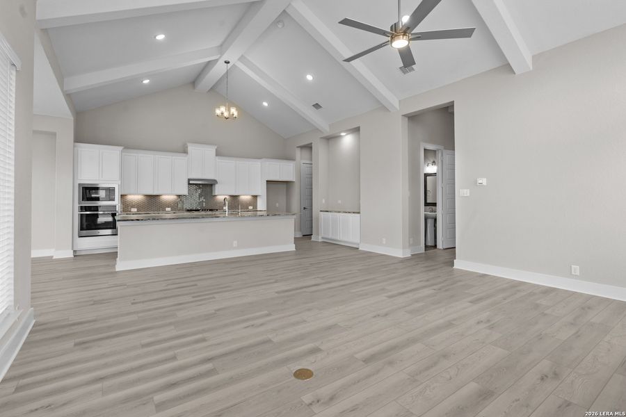 Spacious, unfurnished interior of a new home in , Boerne (Image 36).
