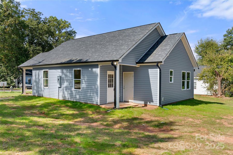 Front exterior of a new home in , Shelby, NC, highlighting curb appeal (Image 17). Front exterior of a new home in , Shelby, NC, highlighting curb appeal (Image 17).