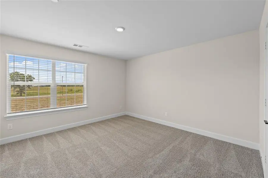 Spacious, unfurnished interior of a new home in Yarbrough Farms, Pilot Point (Image 8). Spacious, unfurnished interior of a new home in Yarbrough Farms, Pilot Point (Image 8).