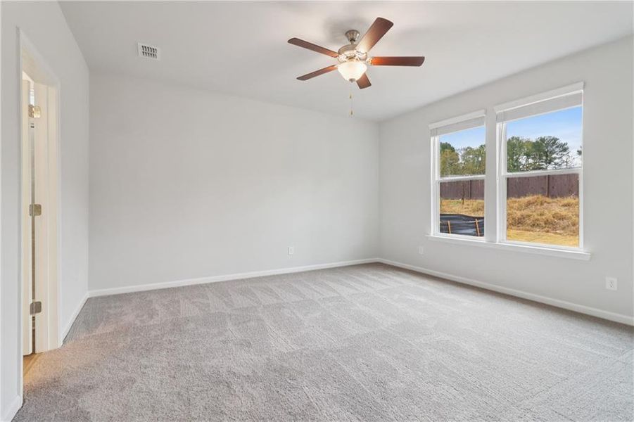 Spacious, unfurnished interior of a new home in Abbotts Crossing, Conyers (Image 23).