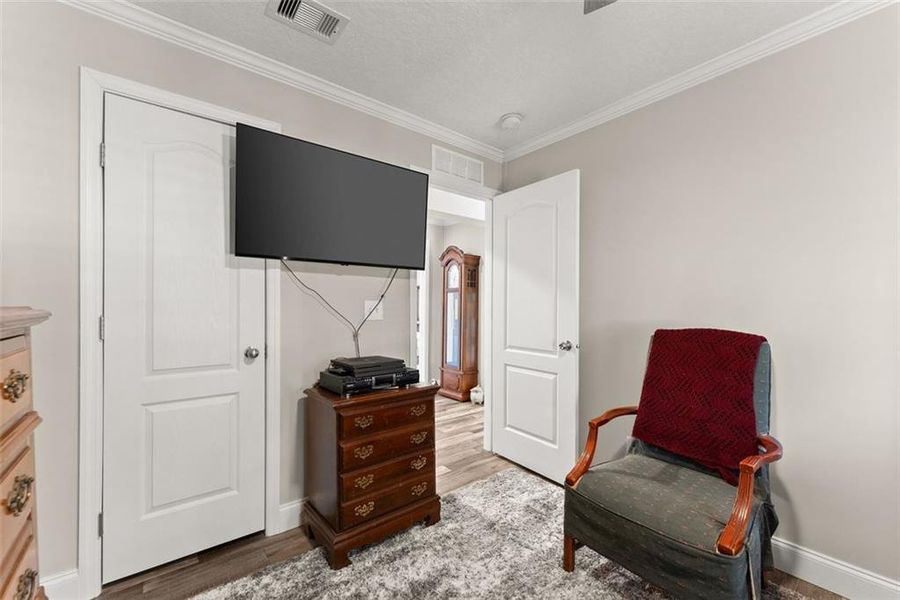 Furnished interior view inside a new home in , Alto (Image 12).