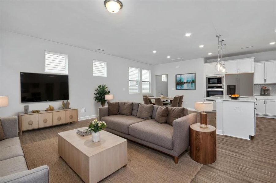 Representative - Virtually Staged