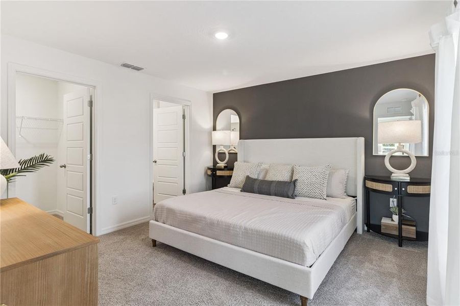 Furnished interior view inside a new home in , Lake Wales (Image 9).
