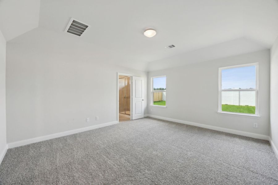 Spacious, unfurnished interior of a new home in Saint Tropez, Houston (Image 25). Spacious, unfurnished interior of a new home in Saint Tropez, Houston (Image 25).