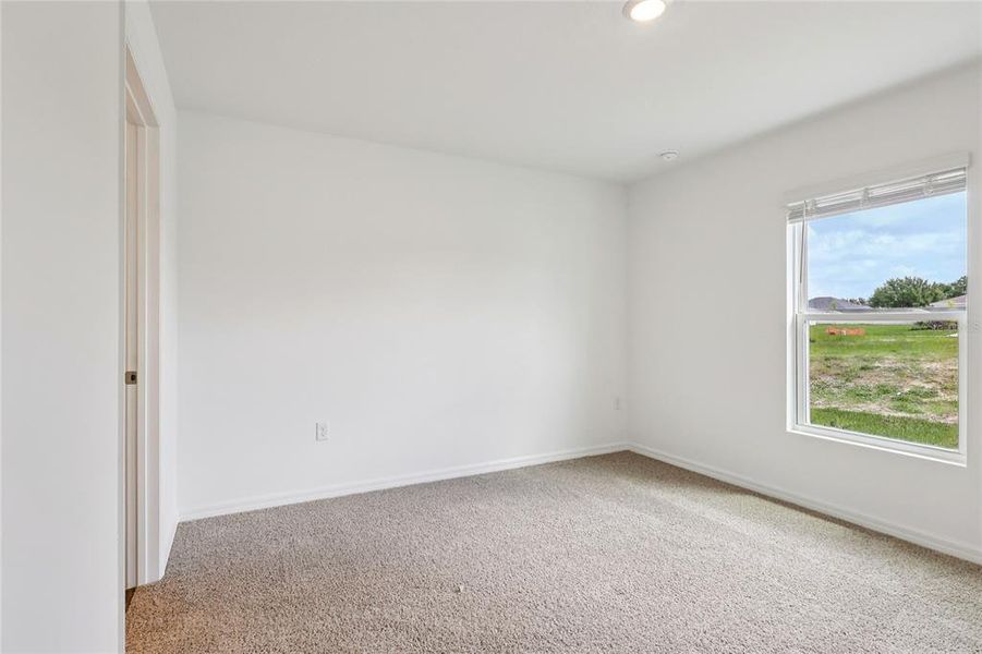 Spacious, unfurnished interior of a new home in Leoma's Landing, Lake Wales (Image 19).