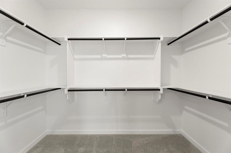 17. 3212 Red Hill - Closet 17. 3212 Red Hill - Closet
