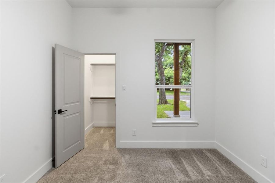 Spacious, unfurnished interior of a new home in , River Oaks (Image 26).