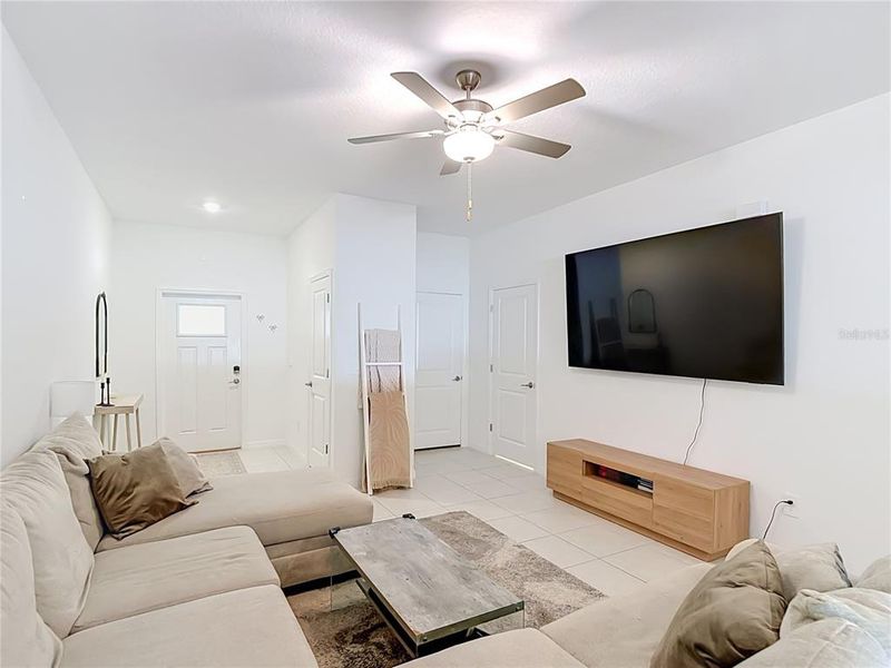 Furnished interior view inside a new home in , Land O' Lakes (Image 11).
