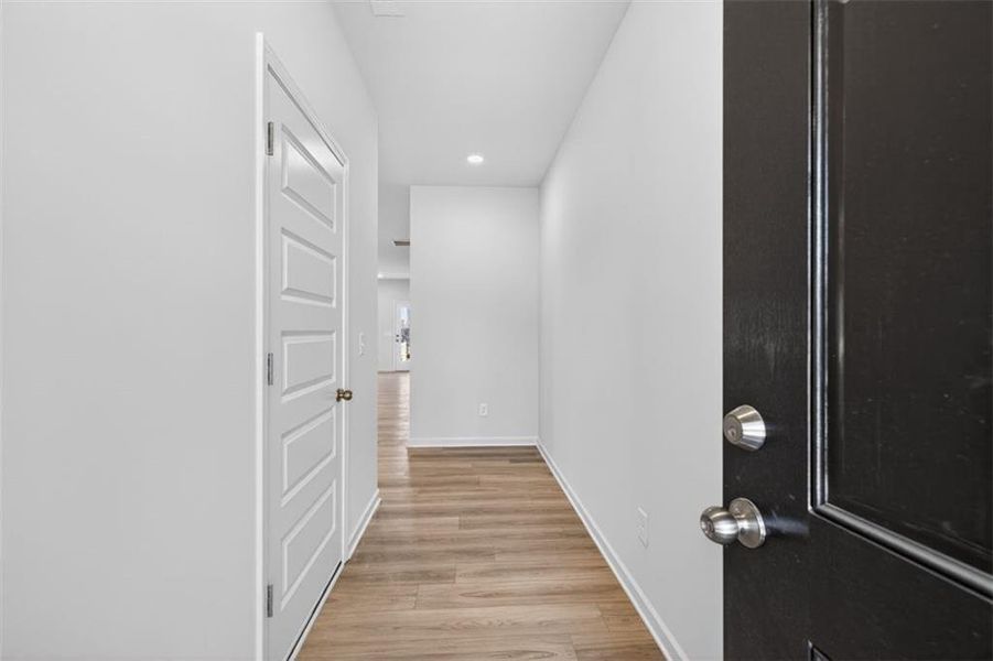 Spacious, unfurnished interior of a new home in Jameson Towns, Villa Rica (Image 29).