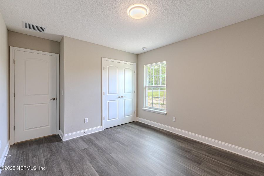 Spacious, unfurnished interior of a new home in , Callahan (Image 11).