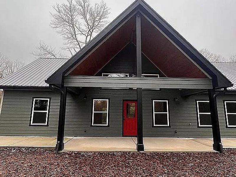 Image 13 of a home in .