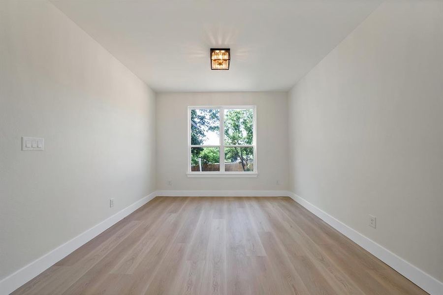 Spacious, unfurnished interior of a new home in , Joshua (Image 18).