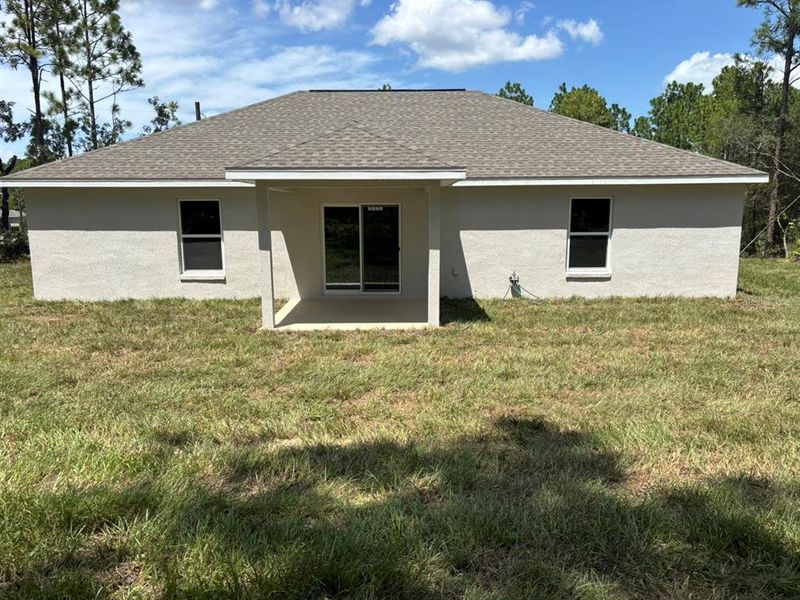 Exterior details and patio area of a home in , Dunnellon (Image 4). Exterior details and patio area of a home in , Dunnellon (Image 4).
