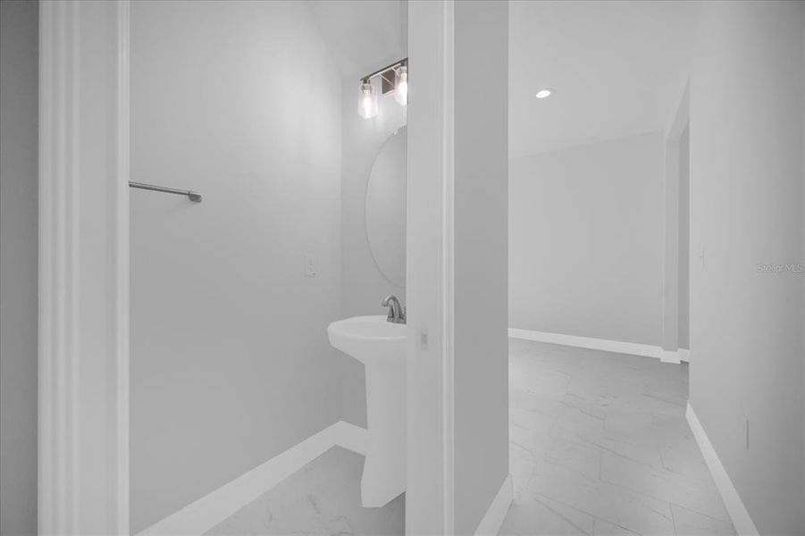 Image 27 of a home in .