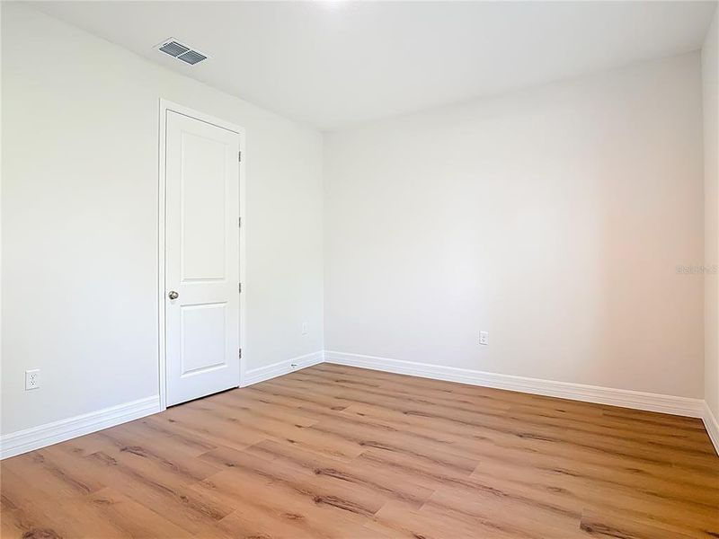 Spacious, unfurnished interior of a new home in , Eustis (Image 41).