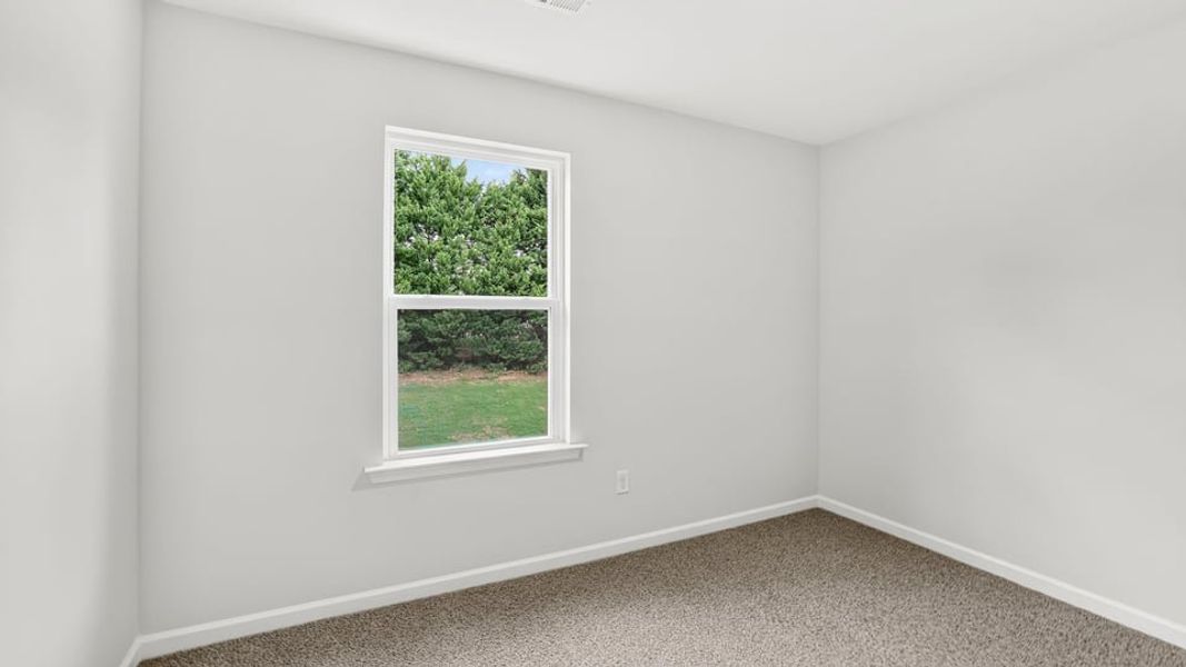 Spacious, unfurnished interior of a new home in Palmetto Valley, Anderson (Image 27).